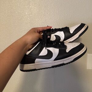 Nike Classic Black and White Low-Tops